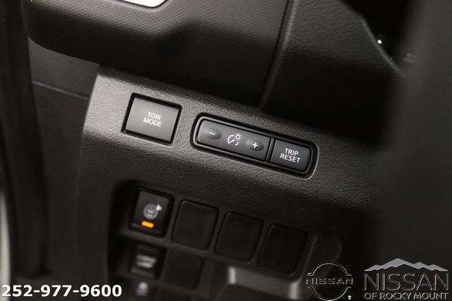 2022 Nissan Frontier Crew Cab 4x2 SV Auto