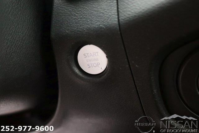 2022 Nissan Frontier Crew Cab 4x2 SV Auto