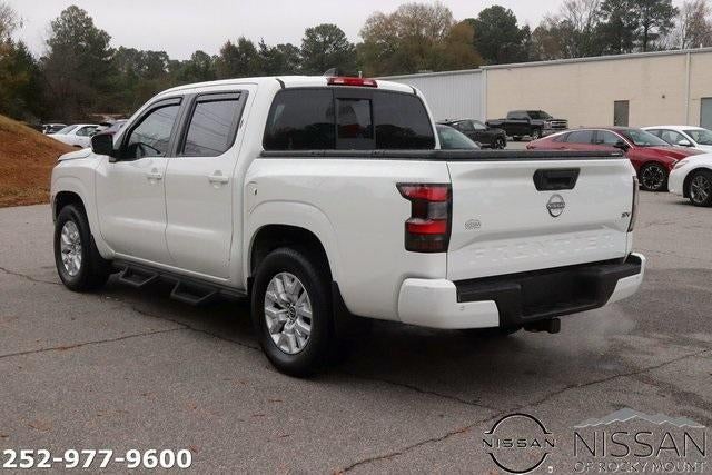 2022 Nissan Frontier Crew Cab 4x2 SV Auto