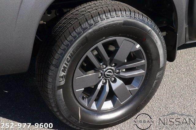 2026 Nissan Frontier Crew Cab 4x4 SV