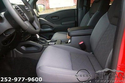 2026 Nissan Frontier Crew Cab 4x4 SV