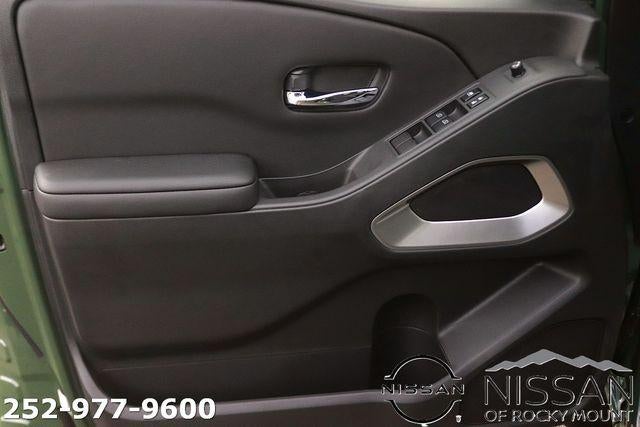 2026 Nissan Frontier Crew Cab 4x4 SV