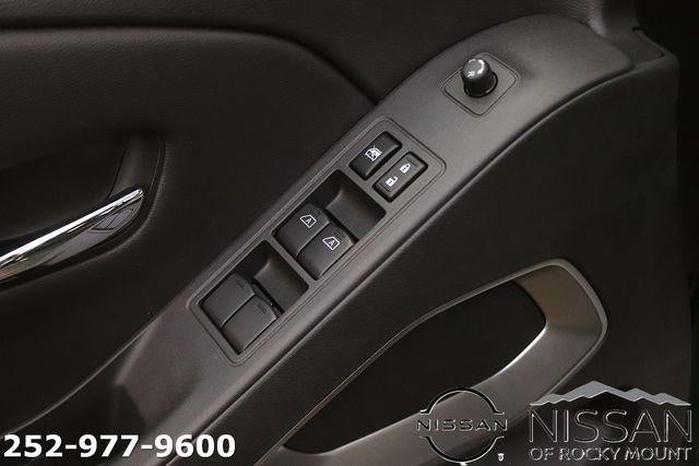 2026 Nissan Frontier Crew Cab 4x4 SV
