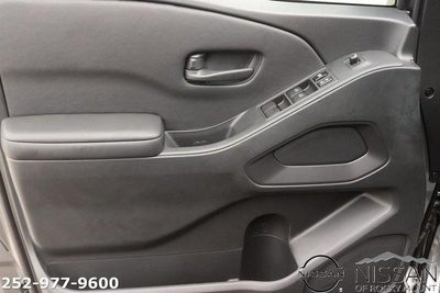 2026 Nissan Frontier Crew Cab 4x4 SV