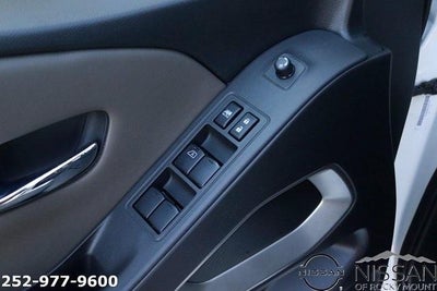 2024 Nissan Frontier Crew Cab 4x4 SV