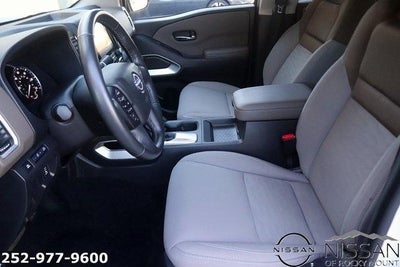 2024 Nissan Frontier Crew Cab 4x4 SV