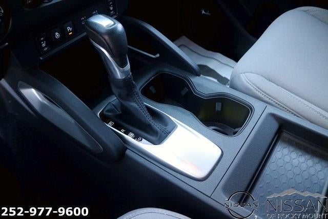 2024 Nissan Frontier Crew Cab 4x4 SV