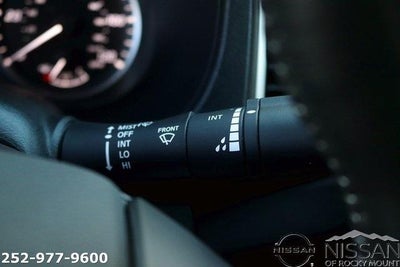 2024 Nissan Frontier Crew Cab 4x4 SV