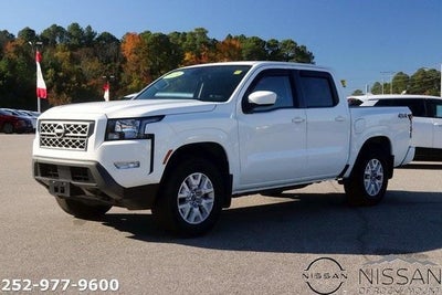 2024 Nissan Frontier Crew Cab 4x4 SV