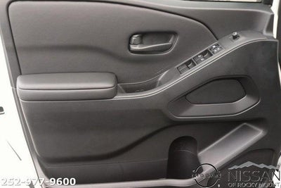 2026 Nissan Frontier Crew Cab 4x4 SV