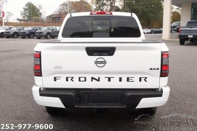 2026 Nissan Frontier Crew Cab 4x4 SV