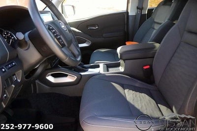 2024 Nissan Frontier Crew Cab 4x4 SV