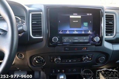 2024 Nissan Frontier Crew Cab 4x4 SV