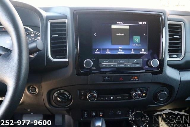 2024 Nissan Frontier Crew Cab 4x4 SV