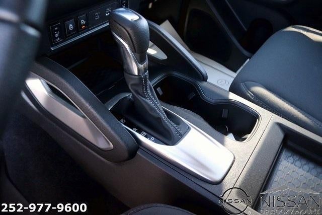 2024 Nissan Frontier Crew Cab 4x4 SV