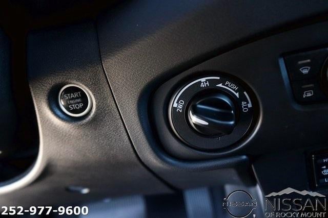 2024 Nissan Frontier Crew Cab 4x4 SV