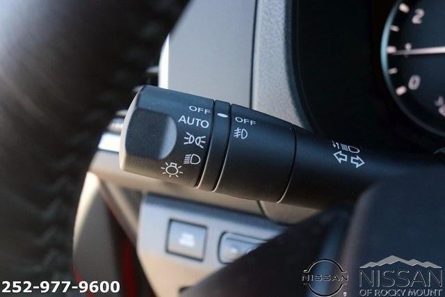 2024 Nissan Frontier Crew Cab 4x4 SV