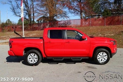 2024 Nissan Frontier Crew Cab 4x4 SV