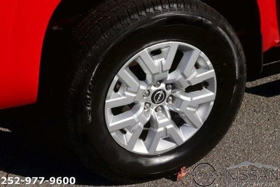 2024 Nissan Frontier Crew Cab 4x4 SV