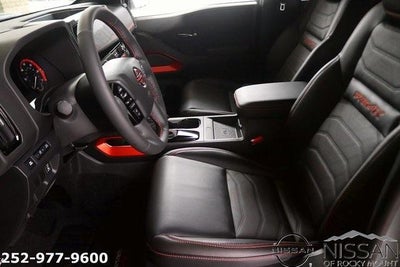 2025 Nissan Frontier Crew Cab 4x4 PRO-4X