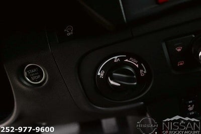 2025 Nissan Frontier Crew Cab 4x4 PRO-4X