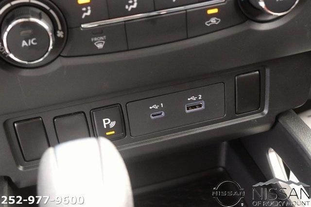 2026 Nissan Frontier Crew Cab 4x4 SV