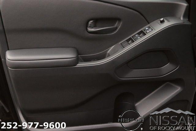 2026 Nissan Frontier Crew Cab 4x4 SV