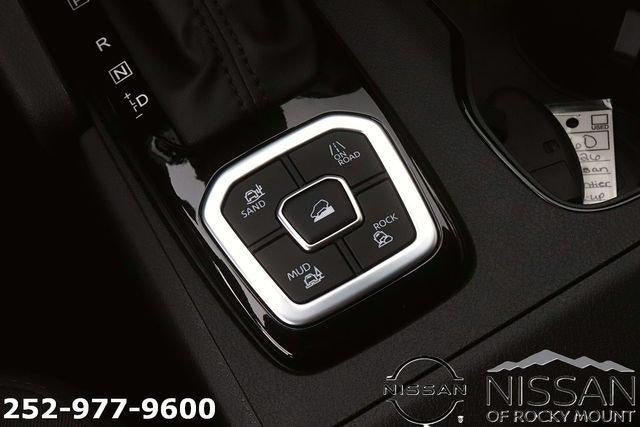 2026 Nissan Frontier Crew Cab 4x4 Long Bed SV