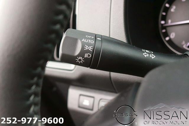 2026 Nissan Frontier Crew Cab 4x4 Long Bed SV