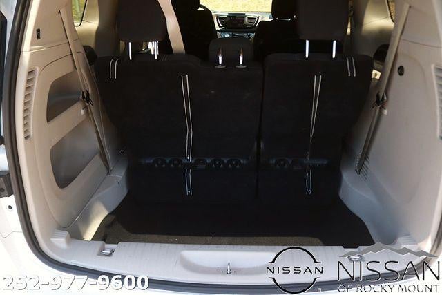 2023 Chrysler Voyager LX FWD