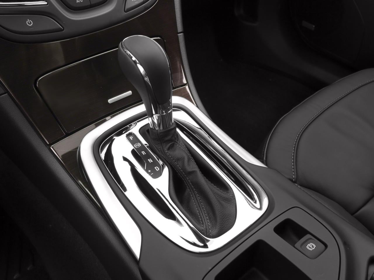 2016 Buick Regal Premium II FWD