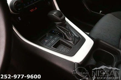2021 Toyota RAV4 XLE FWD (GS)