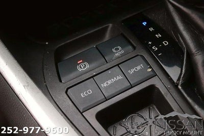 2021 Toyota RAV4 XLE FWD (GS)