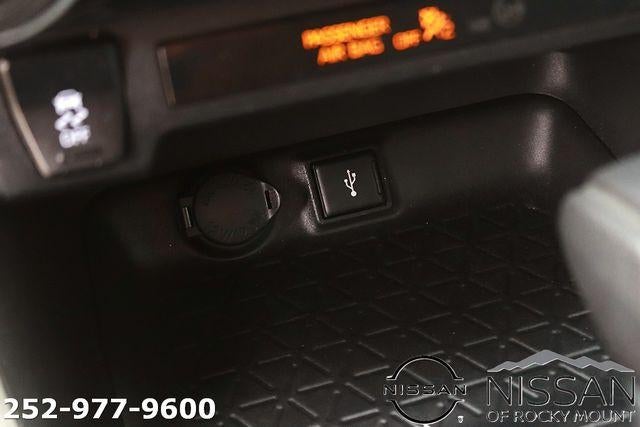 2021 Toyota RAV4 XLE FWD (GS)