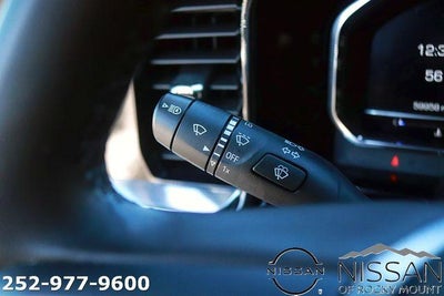 2024 GMC Sierra 1500 Crew Cab Short Box 2-Wheel Drive SLT