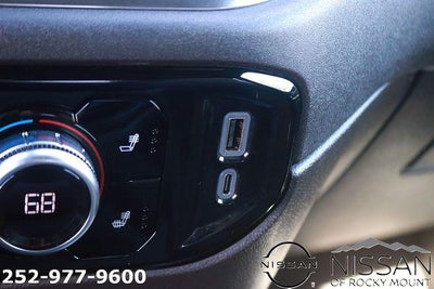 2024 GMC Sierra 1500 Crew Cab Short Box 2-Wheel Drive SLT