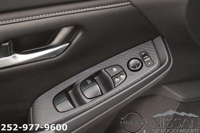 2024 Nissan Sentra SV CVT