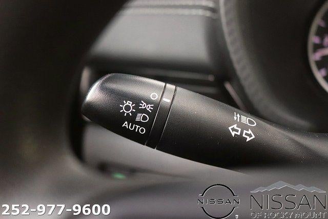 2024 Nissan Sentra SV CVT