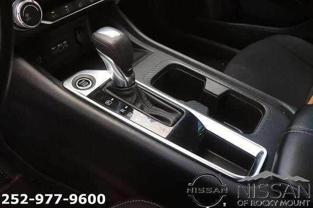 2024 Nissan Sentra SV CVT