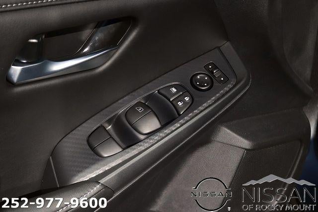 2025 Nissan Sentra SV CVT