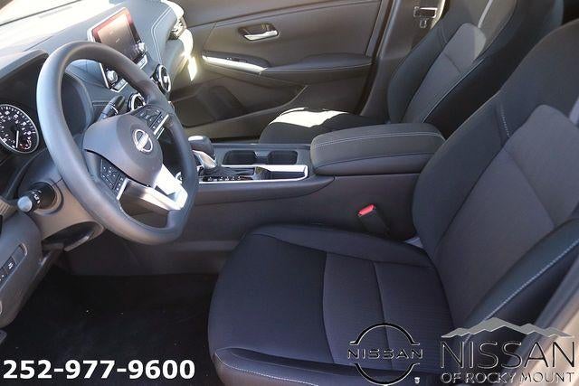 2025 Nissan Sentra SV CVT