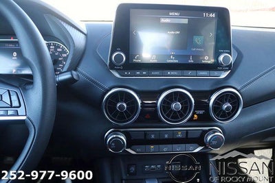 2025 Nissan Sentra SV CVT