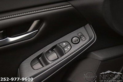 2025 Nissan Sentra SV CVT