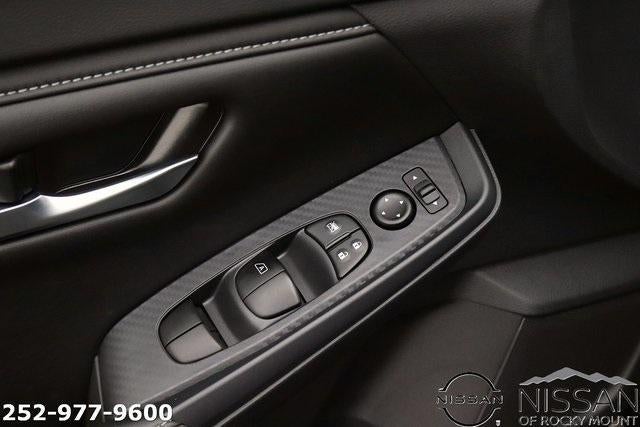 2025 Nissan Sentra SV CVT