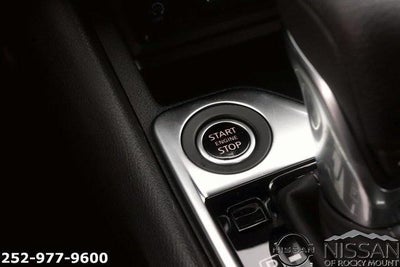 2025 Nissan Sentra SV CVT