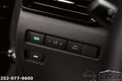 2025 Nissan Sentra SV CVT