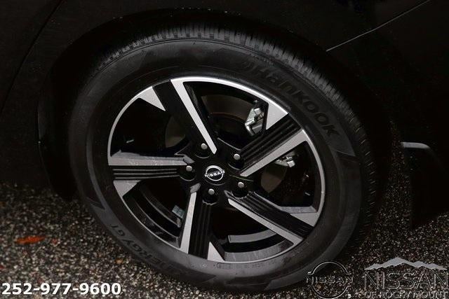 2025 Nissan Sentra SV CVT