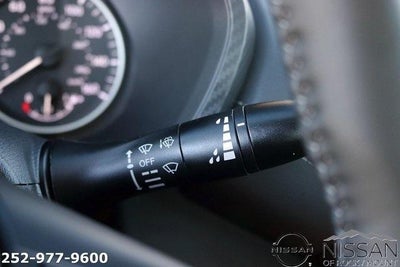 2025 Nissan Sentra SV CVT