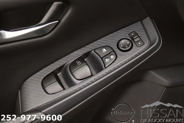 2025 Nissan Sentra SV CVT