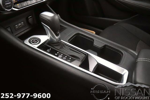 2025 Nissan Sentra SV CVT